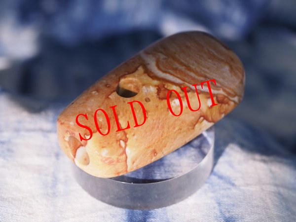 画像2: 2019年版上尾駮遺跡出土モデル縄文石笛（流紋岩製・中級者以上向け） (2)