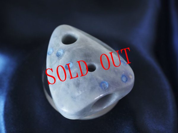 画像12: 北斗七星線刻彩色ラベンダーヒスイ石笛（ペンダント仕様・指孔付き）売約済 (12)