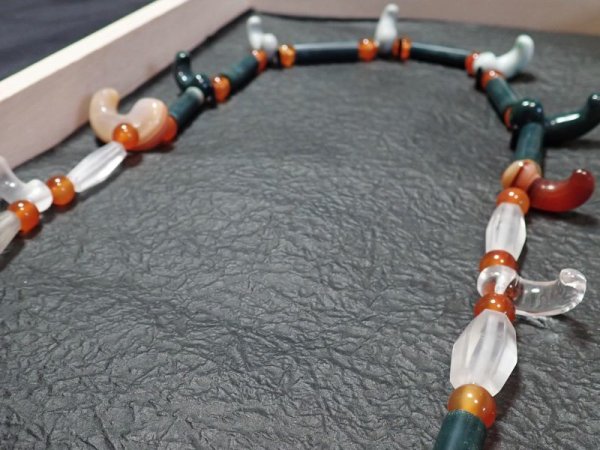 画像19: 古代風首飾り「ぬなかわ彦・ぬなかわ姫」（レンタル品） (19)