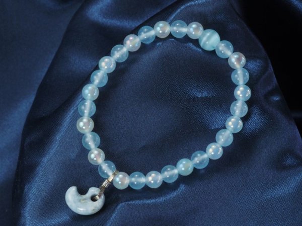 画像7: 青ヒスイ製超小型勾玉バングル (7)