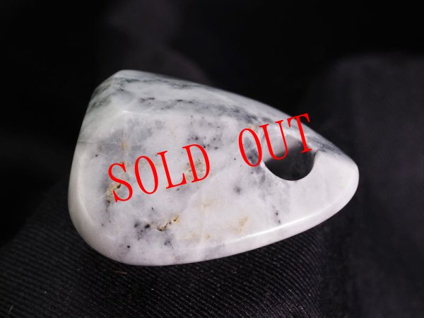 画像8: 白ヒスイ石笛（Knobさんモデル・ペンダント仕様） (8)