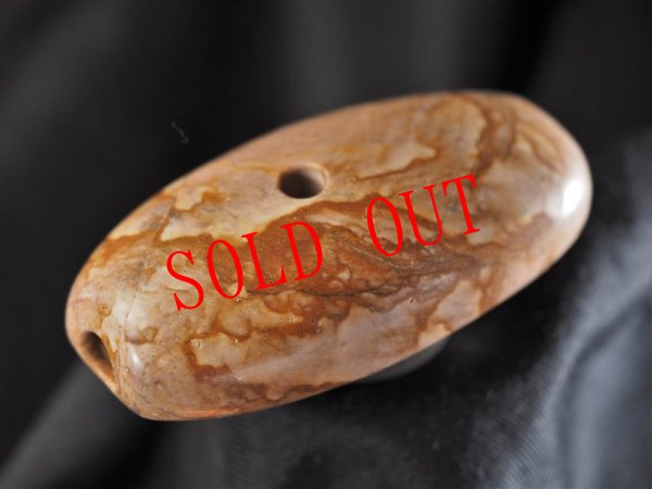 画像8: 2020年版上尾駮遺跡出土モデル縄文石笛（大サイズ・参考品・姫川薬石製） (8)