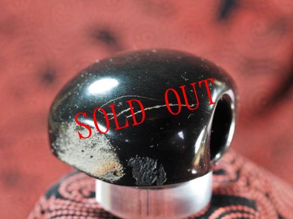 画像3: 初心者にもふきやすい工夫をしたサヌカイト石笛（Knobさん孔・U字加工吹き口）ご検討中 (3)