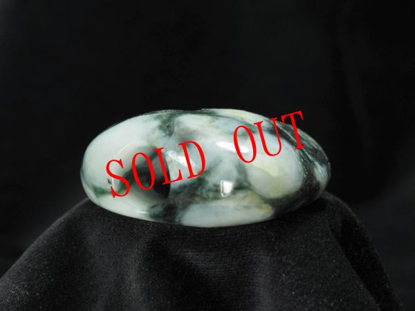 画像5: Knobさんモデル・円弧カット圧砕ヒスイ石笛 (5)