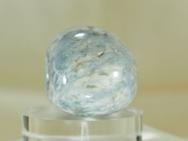 画像6: かわいい青ヒスイ石笛（石笛Knobさんモデル・民族楽器コイズミ扱い） (6)