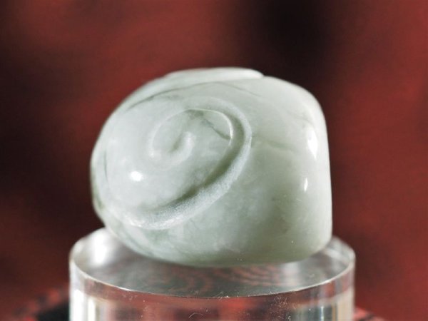 画像9: 「ホタル」らせん線刻石笛（ヒスイ製・Knobさん孔・民族楽器コイズミ扱い） (9)