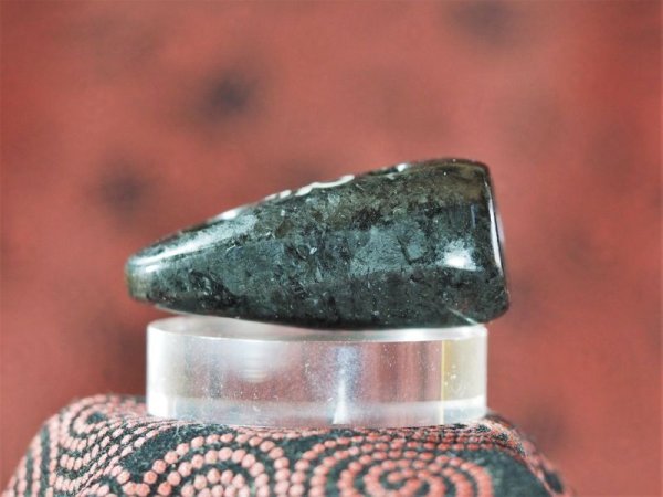 画像5: 梵字バン線刻石笛（蛇紋岩製・指孔付き・円柱状孔・ペンダント仕様・民族楽器コイズミ」さん扱い） (5)