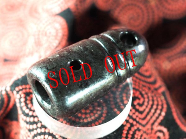 画像8: 「シバリンガム」石棒形縄文デザイン石笛（蛇紋岩製・指孔付き・円柱状孔・ペンダント仕様） (8)