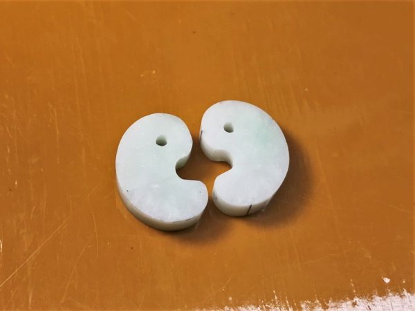 画像9: ペア勾玉「better falf」（18mmサイズ） (9)