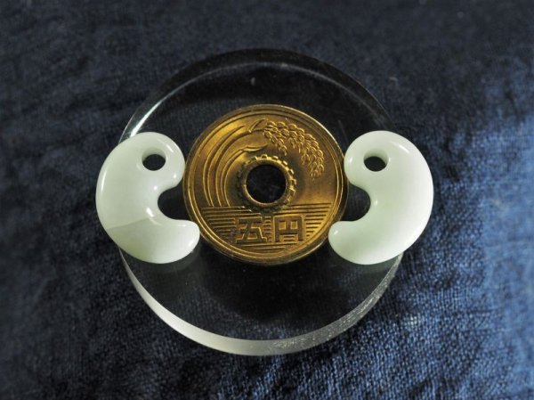 画像4: ペア勾玉「better falf」（18mmサイズ） (4)