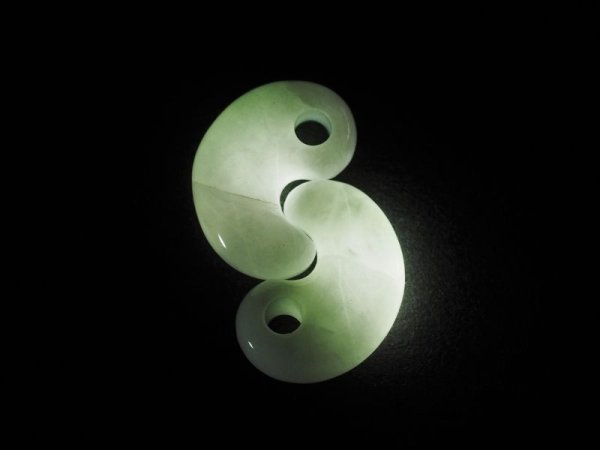 画像6: ペア勾玉「better falf」（18mmサイズ） (6)