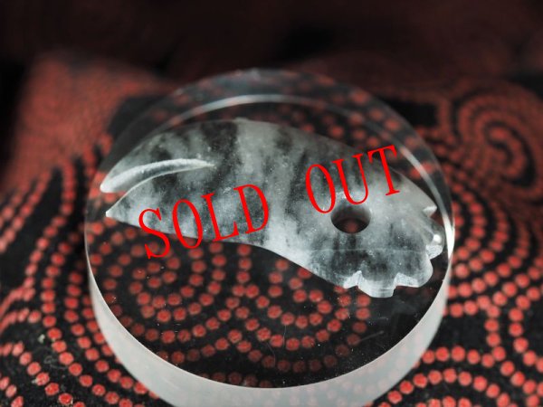 画像3: 長者ヶ原遺跡出土「牙上勾玉」モデル　縄文勾玉（38mmサイズ・黒ヒスイ製） (3)