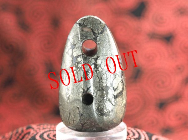 画像2: SAVE NOTO！　金華石石笛　中（円柱孔・ペンダント仕様・指孔付き・半艶仕上げ）ご予約済 (2)