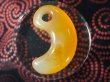 画像9: 「赤眞名井」　出雲大社の宝物　眞名井の勾玉モデル（国産天然赤メノウ製・実物大の縦35mm・バレル研磨機不使用の渾身の手研磨品！）ご商談中！ (9)