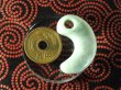 画像3: 出雲大社の宝物　眞名井の勾玉モデル（糸魚川ヒスイ製・実物大の縦34mm・バレル研磨機不使用の渾身の手研磨品！） (3)