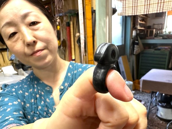 画像7: 長者ヶ原遺跡出土「指輪形石製品」複製・・・蛇紋岩製の遺物の複製はこちらから（参考品） (7)