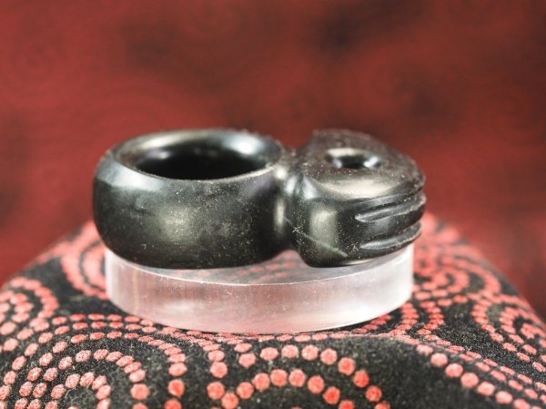 画像6: 長者ヶ原遺跡出土「指輪形石製品」複製・・・蛇紋岩製の遺物の複製はこちらから（参考品） (6)